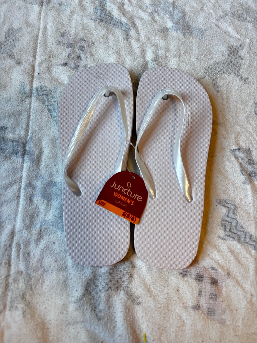Juncture Women’s White Flip Flop Sandals